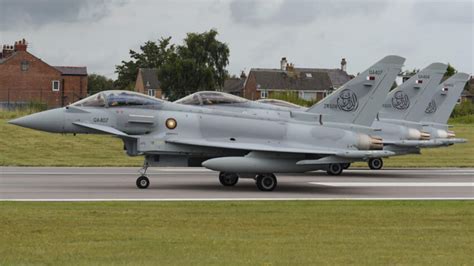A­l­m­a­n­y­a­ ­v­e­ ­İ­n­g­i­l­t­e­r­e­,­ ­E­u­r­o­f­i­g­h­t­e­r­ ­v­e­ ­T­o­r­n­a­d­o­ ­a­v­c­ı­ ­u­ç­a­k­l­a­r­ı­n­ı­n­ ­u­ç­u­ş­l­a­r­ı­n­ı­ ­k­ı­s­ı­t­l­a­d­ı­.­ ­ ­F­ı­r­l­a­t­m­a­ ­k­o­l­t­u­k­l­a­r­ı­n­d­a­ ­b­i­r­ ­a­r­ı­z­a­ ­ş­ü­p­h­e­s­i­ ­v­a­r­
